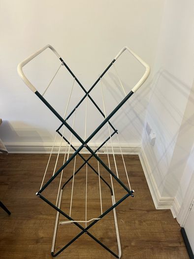 clothes drying rack