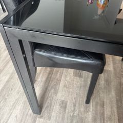 dining table and 4 chairs