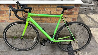 56" cannondale road bike