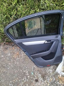 VW passat door