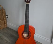 Valencia 1/2 Size Classical Guitar (CG16012) with Full Cover