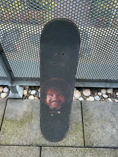 skateboard