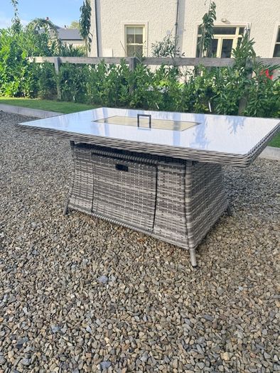 Rattan fire pit garden table