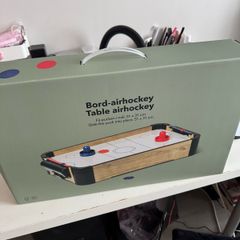 table air hockey
