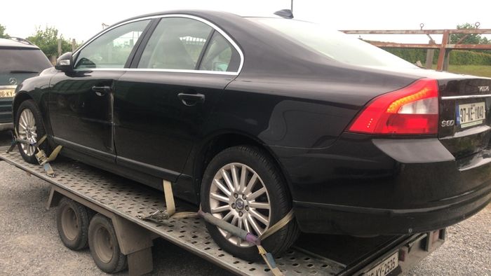 Volvo S80, Braking
