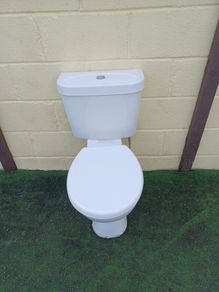 Toilet set
