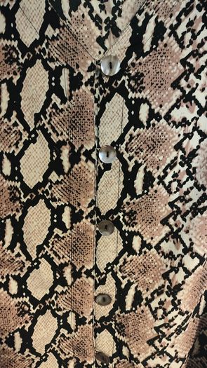 Statement Snakeskin Blouse Pluss Collection, Size 2XL