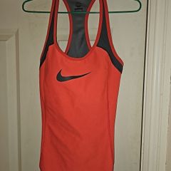 gym top