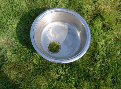 Single  bowl kitchen sink