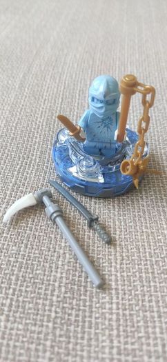 LEGO Collection (2011-2018) Mixed Figures & Bricks, Blue Ninjago NRG Zane figure with his spinner.