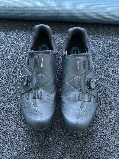 Shimano RC3 Road Shoe / cycling shoes / pedals / cleats