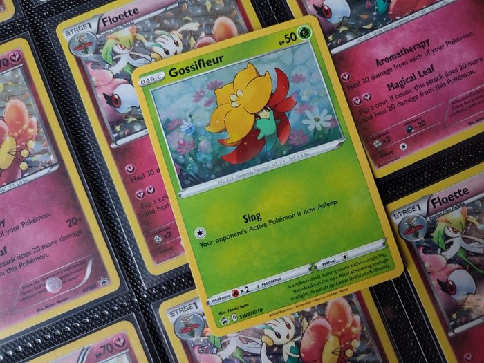 Gossifleur ! Promo ! Holo ! Sword and Shield Era ! 2020 ! Pokemon Card !