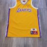 Vintage Kobe Bryant #8 LA Lakers Majestic Jersey (Youth 14/16) Image 4