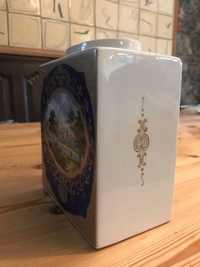 Vintage Ceramic Twinings Old English Tea Jar. Limited Edition. Jar number 3144.