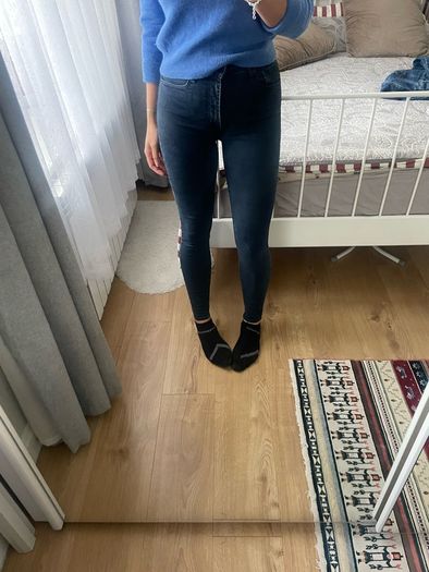 Levis Mile High Super Skinny Jeans Size 27