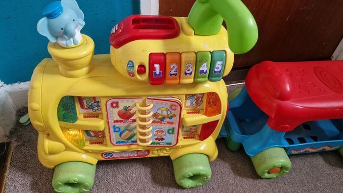 Vtech train.