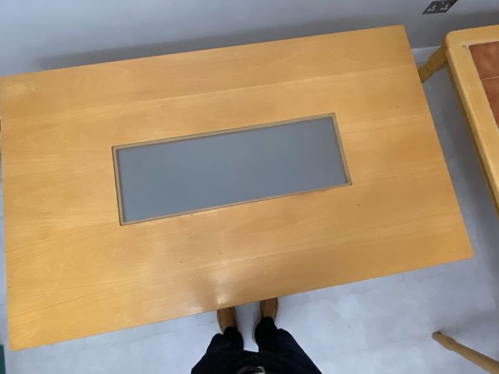 Beach table with glass centre piece