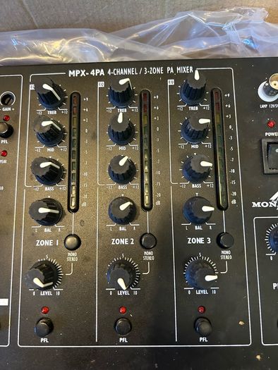 Monacor MPX-4PA DJ mixer