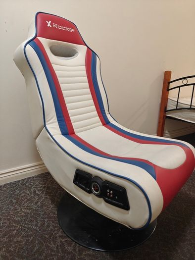 Gaming chair