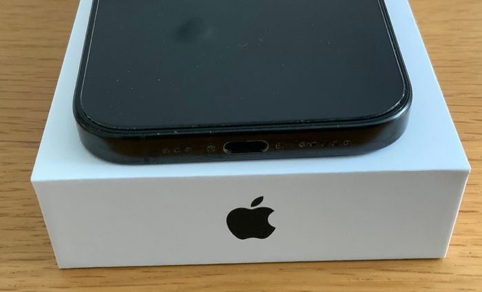 Apple iPhone 16 Pro 512G Black Titanium
