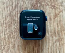 Apple Watch Series 6 BLUE plus leather strap