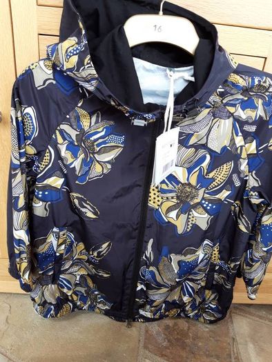 New with Tags Bosideng Ladies Polyester Rain Jacket Size S
