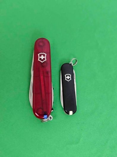 Victorinox Swiss Army Knife Lot