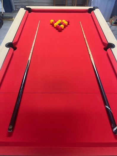 Pool table