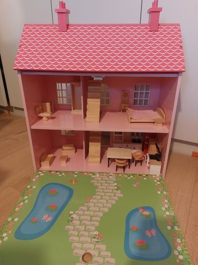 Dolls house