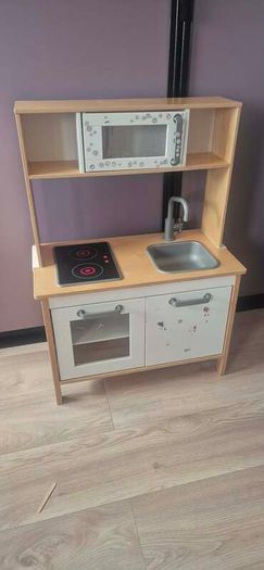 Kids Play Kitchen