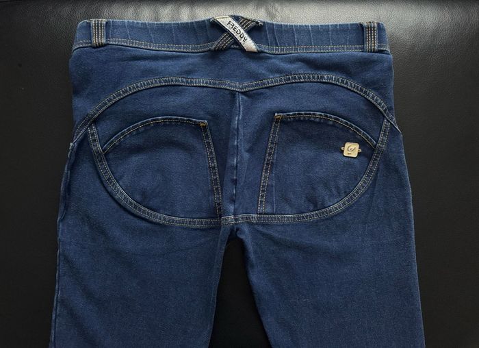 Freddy WR.UP shaping skinny jeans In mid blue Size UK 10 / EU 38
