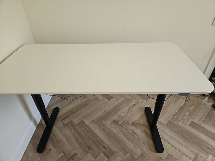 Ikea sit/stand desk. 160cm x 80cm