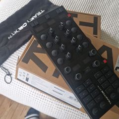 2 Native Instruments Traktor X1 MK3