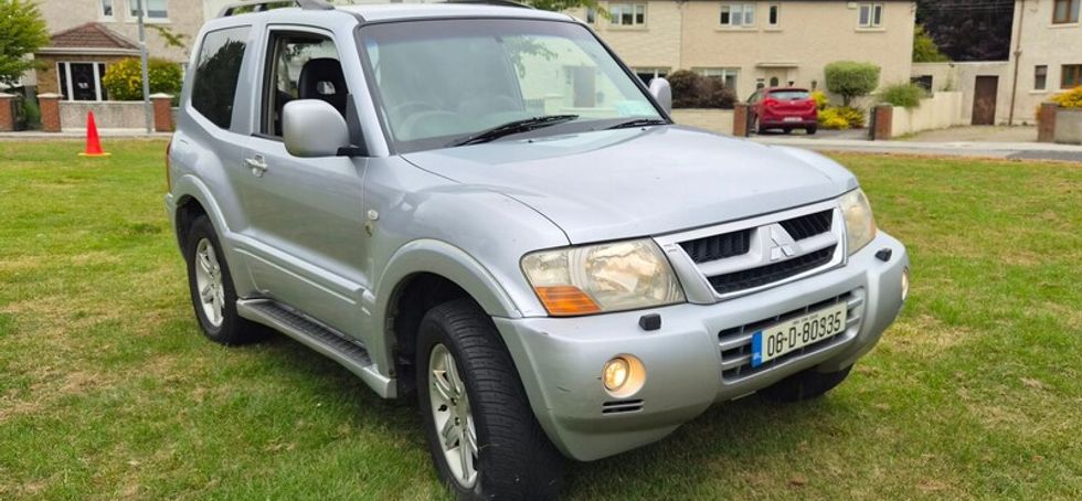 2006 Mitsubishi Pajero
