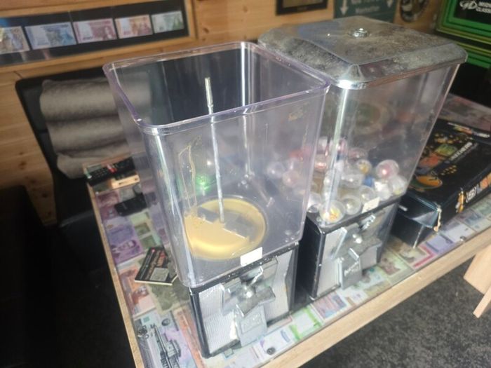 Gumball machine