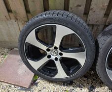 VW Golf GTI mk7 OEM 18" Austin Alloys