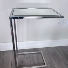 drink table