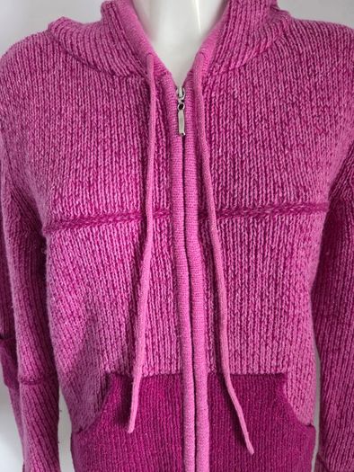 As new. Very Unusual Nua Merino Wool/Silk Mix Zipped Cardigan in Wine and Pink. Size M (8-12)