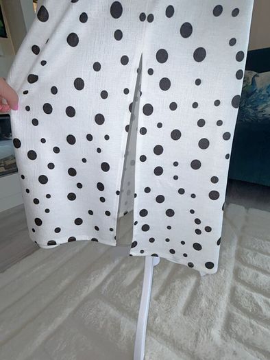 Brand-new Ladies White & Black Polka Dot Dress from River Island
