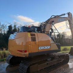 Case 130D digger