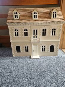 Doll house