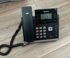 YEALINK gigabit IP phone x 6