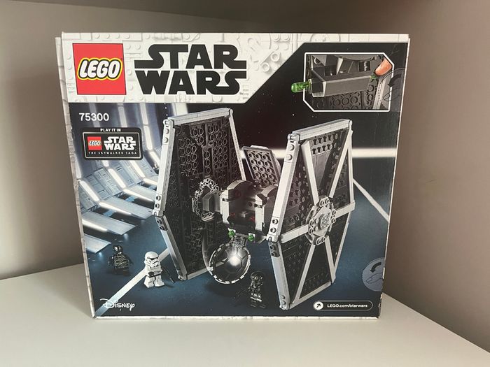 75300 - Star Wars Lego Imperial TIE Fighter