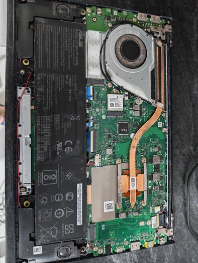 Asus Vivobook Amd Ryzen 7 for parts