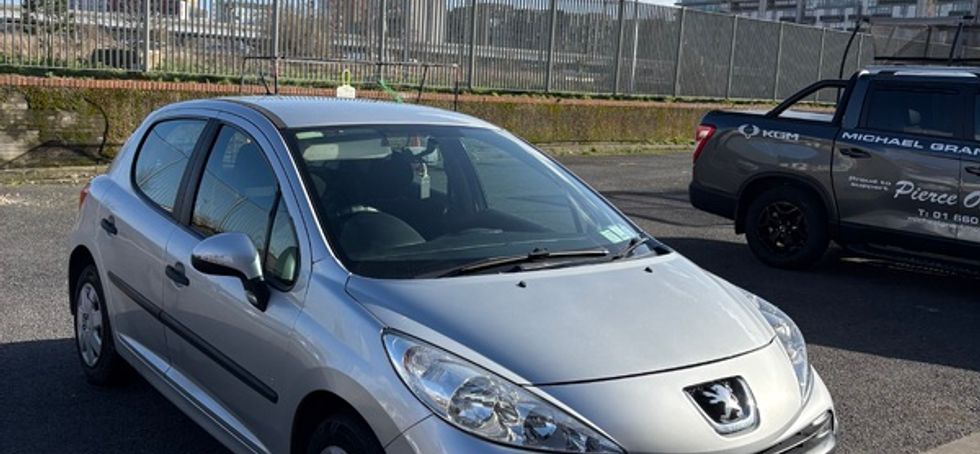 2008 Peugeot 207 ..price. 1200 o.n.o