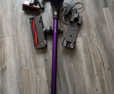 Dyson V6 animal