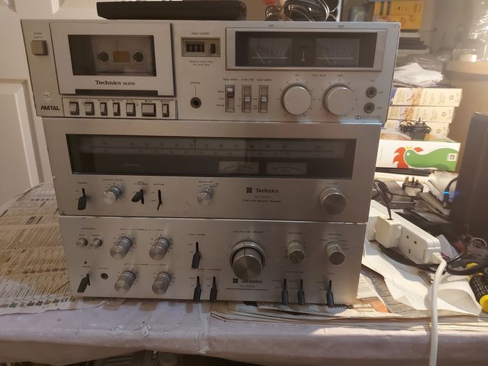 Technics FM-AM Stereo Tuner Model ST-3200, Technics Model No. RS-M205, Technics Stereo integrated Amplifier Model SU-3200, 3 parts of a Technics Music System, No phonograph or Speakers