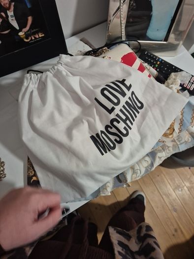 Moschino Bag with dust bag