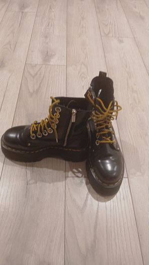 Doc Marten Jadon Max