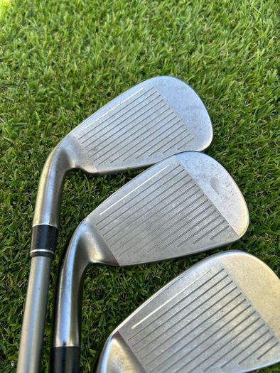 Full set of ladies golf clubs